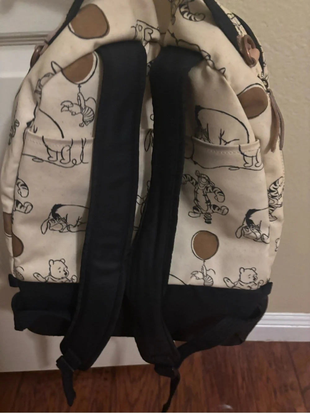 Petunia Pickle Bottom – District Backpack Diaper Bag Winnie the Pooh insulated
